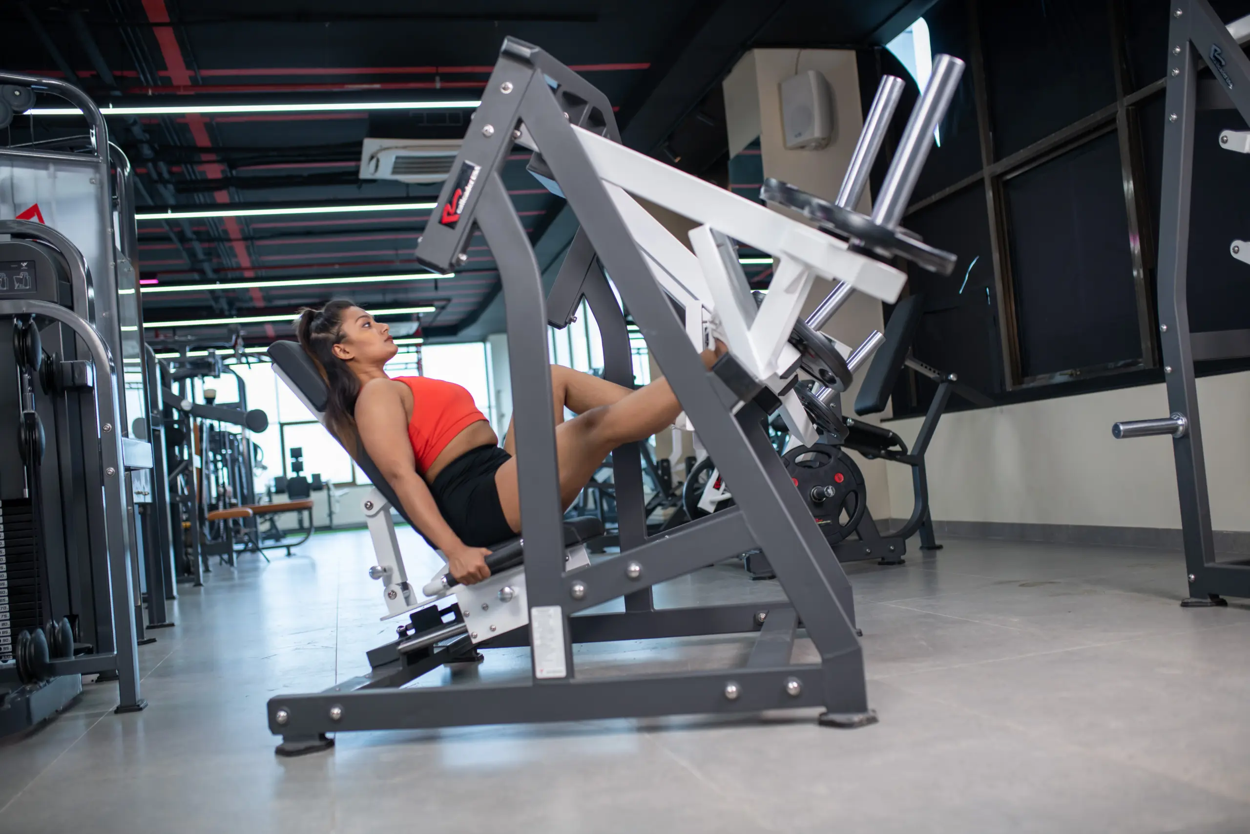 ISO-Lateral Leg Press