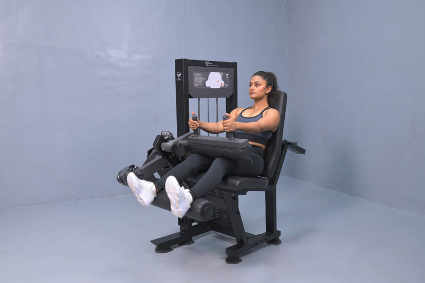 TS1023-_Seated_Leg_Curl