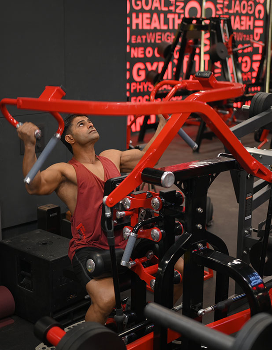 Cross Lat Pull Down.JPG