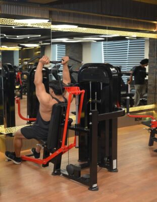 over head tricep image